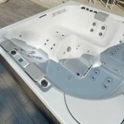 OPTIRELAX® Design Whirlpool Fuerteventura -Baden Verkaufs-Shop Aussenwhirlpool mit 2 Liegen Tc Spa L 1280x1280